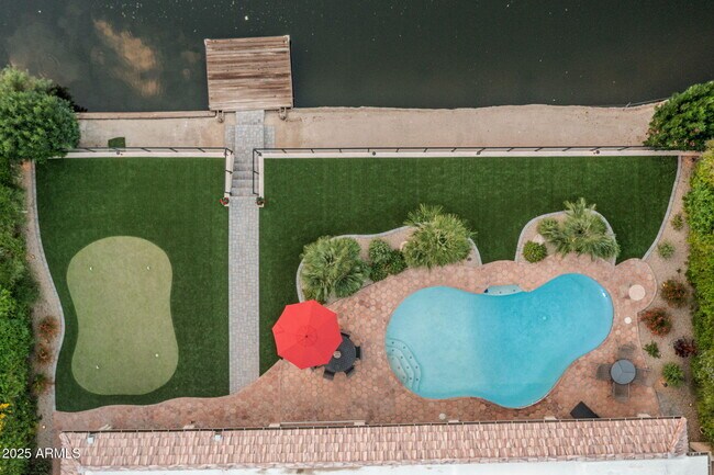 Building Photo - 7620 E Vía Del Placito