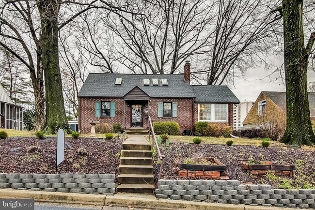 Building Photo - 6711 Conway Ave