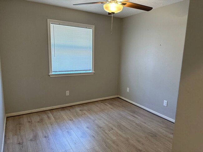 Building Photo - Take a look at this 4 bedroom 2 bath home
