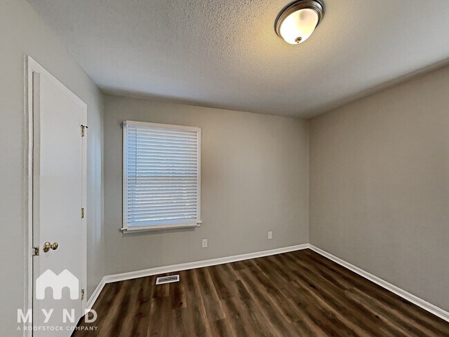 Building Photo - 1507 Beichler Rd