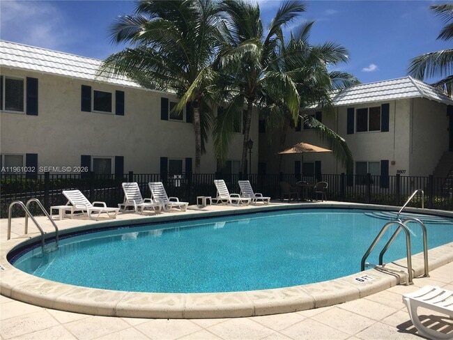 Building Photo - 8609 SW 68th Ct