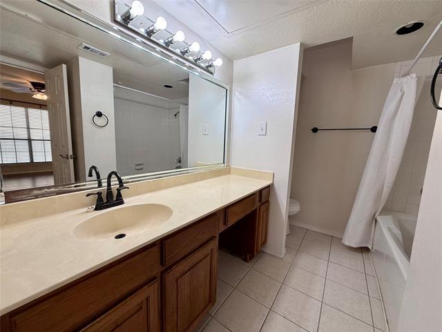 Building Photo - 330 W Harwood Rd