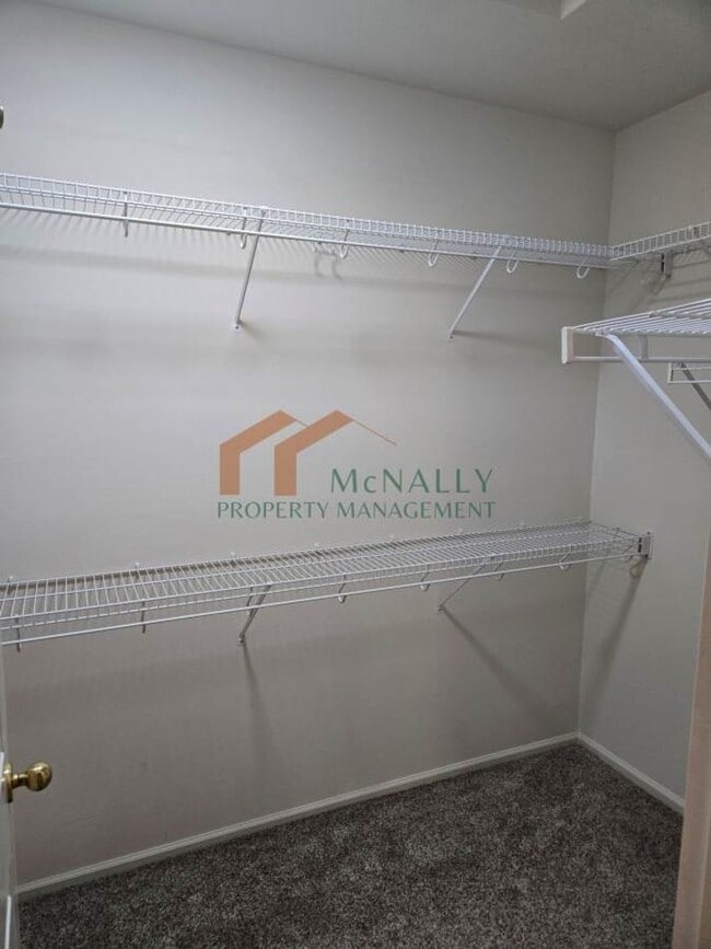 Building Photo - Spacious 3-Bedroom Home in the Gated Bridge Estate Community