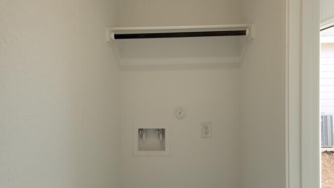 Building Photo - 9239 Navarro Vis