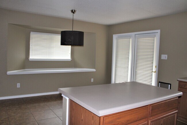 Building Photo - 11212 Forest Pass Ct