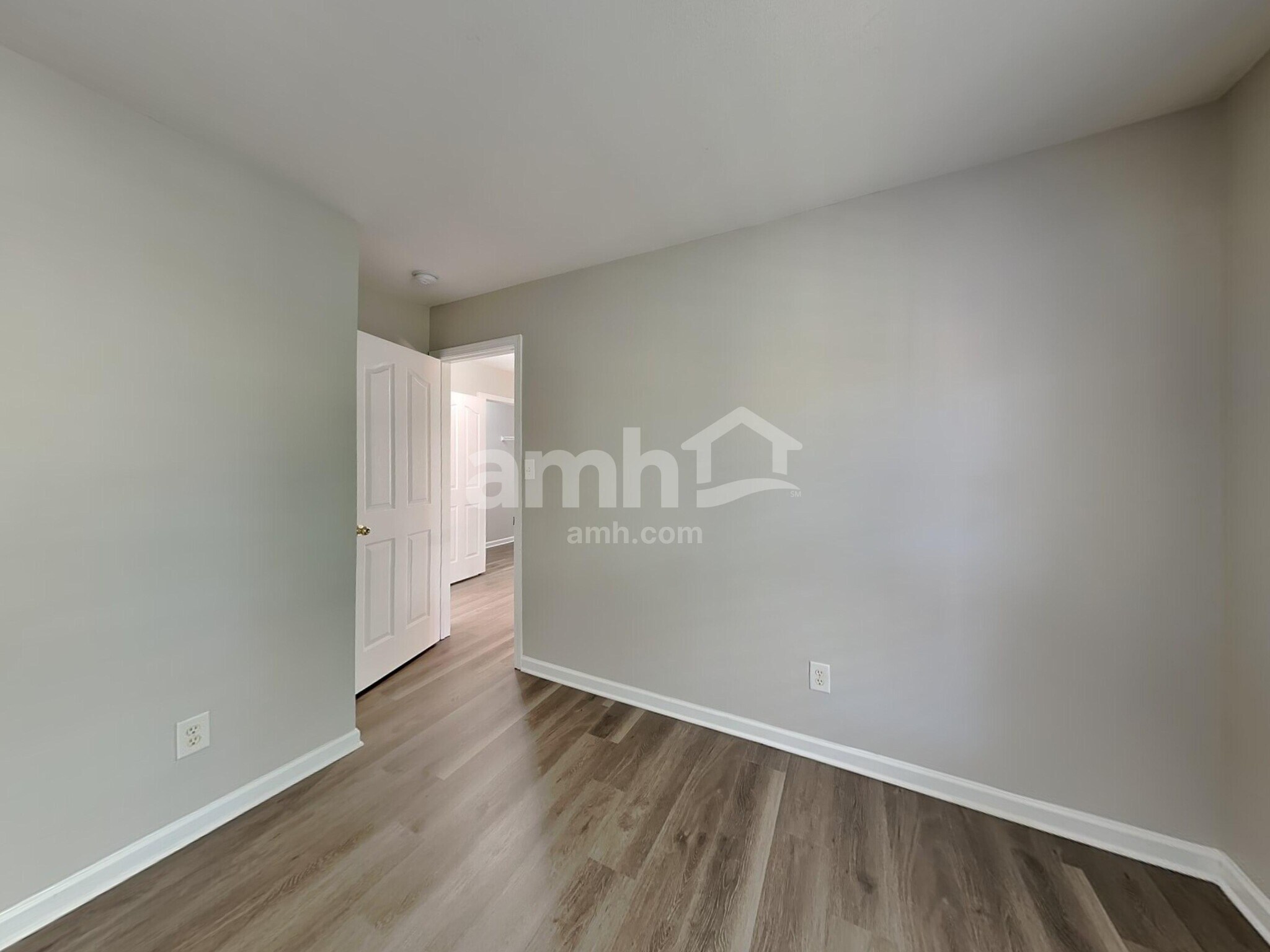 Building Photo - 2001 Moonstone Ln