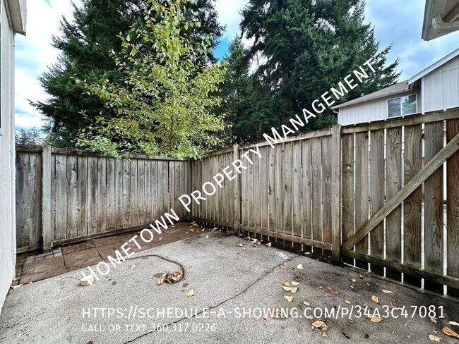 Building Photo - 6763 Steamer Dr SE