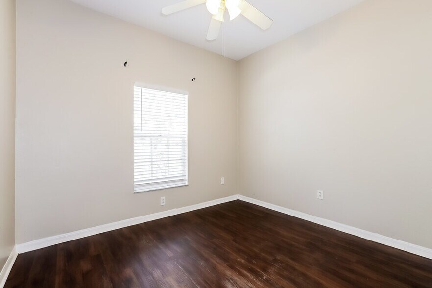 Building Photo - 502 Magnolia Pointe Ct