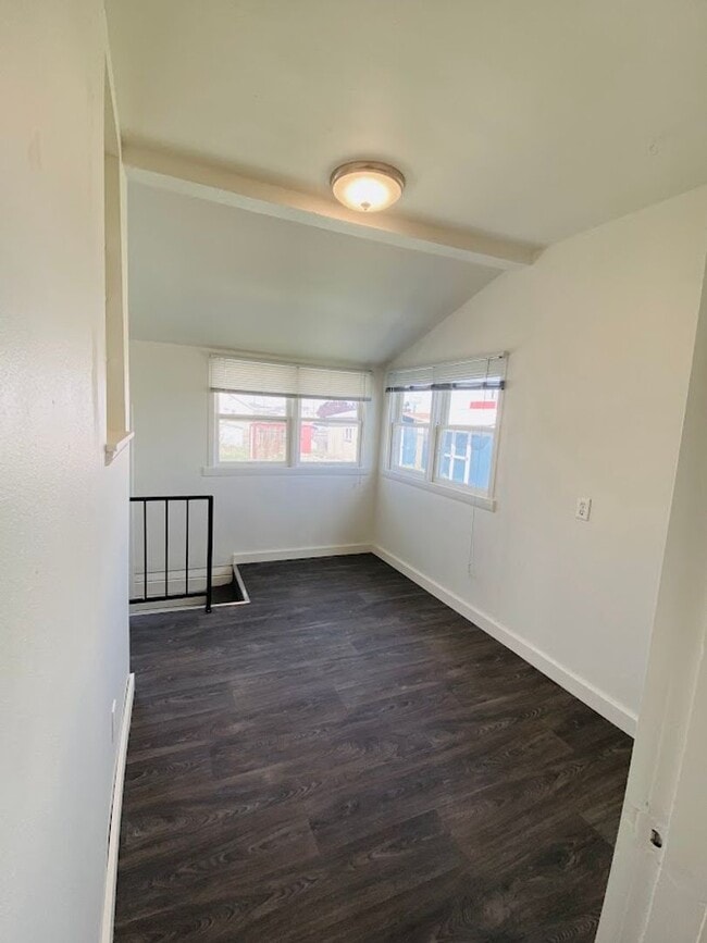 Building Photo - 171 N 800 W