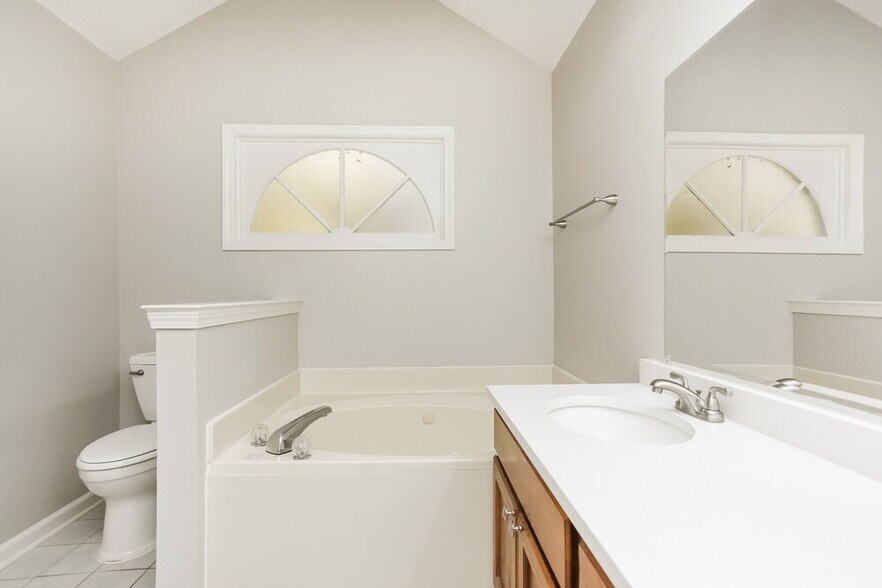 Building Photo - 8772 Cedar Mills Cir