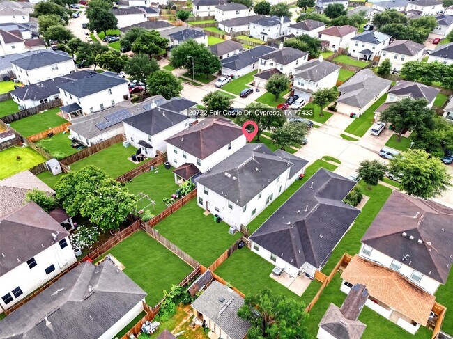 Building Photo - 20722 Fair Castle Dr
