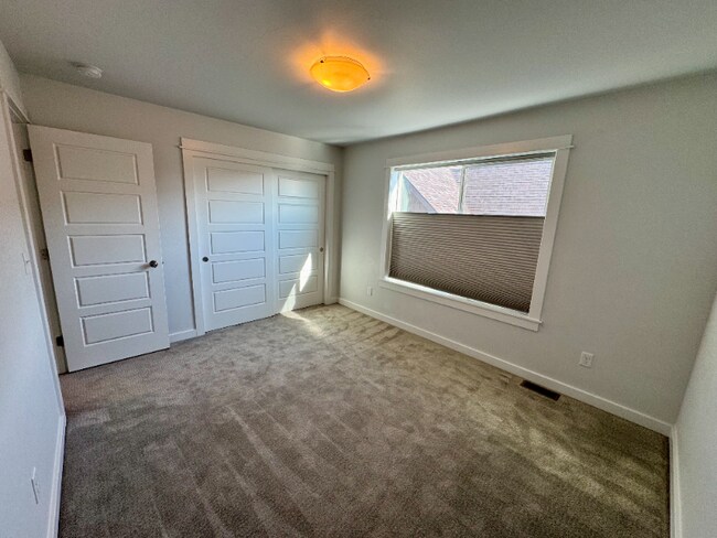 Building Photo - 2927 Flurry Ln