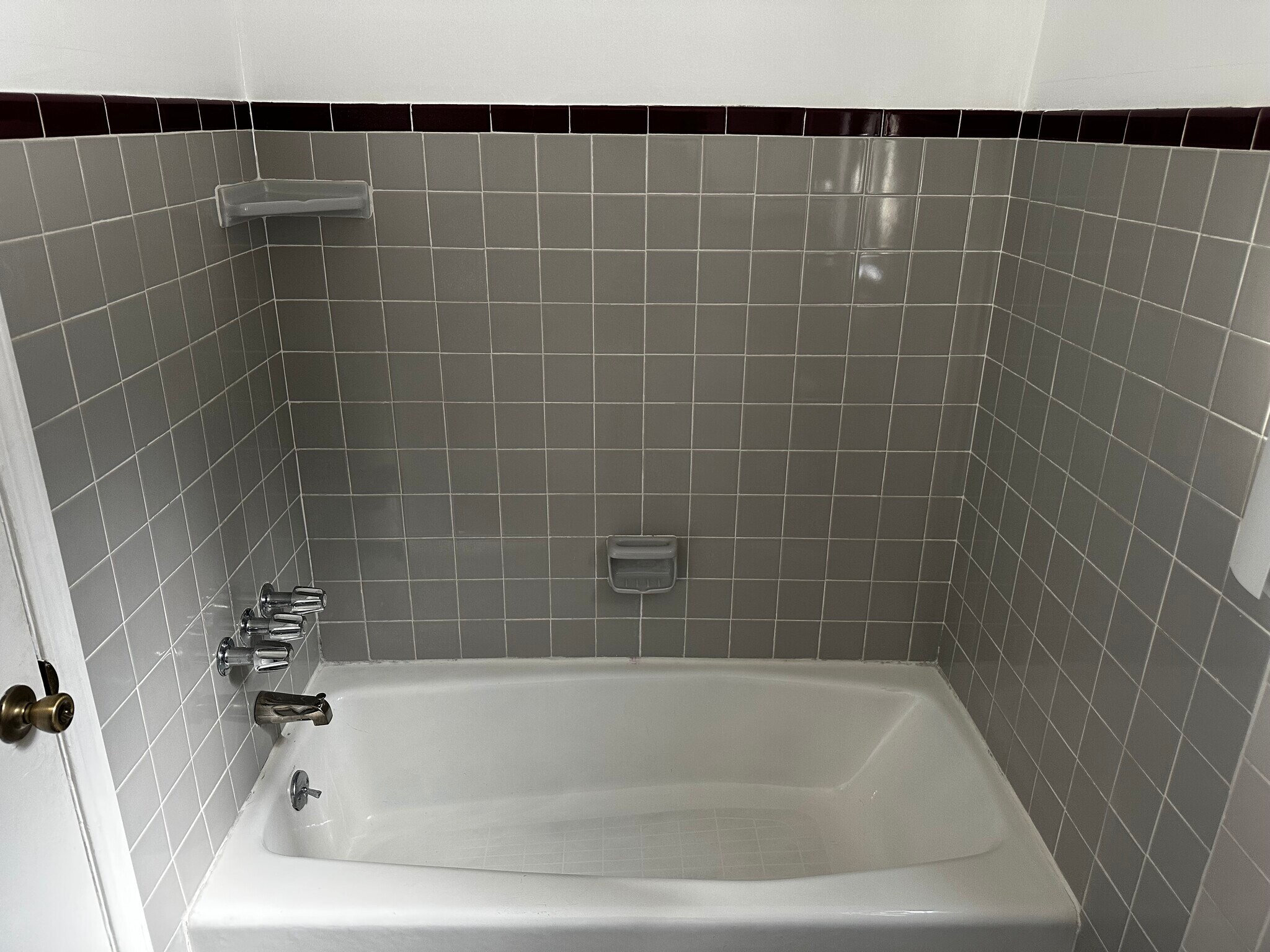 Building Photo - 5003 Aldama St