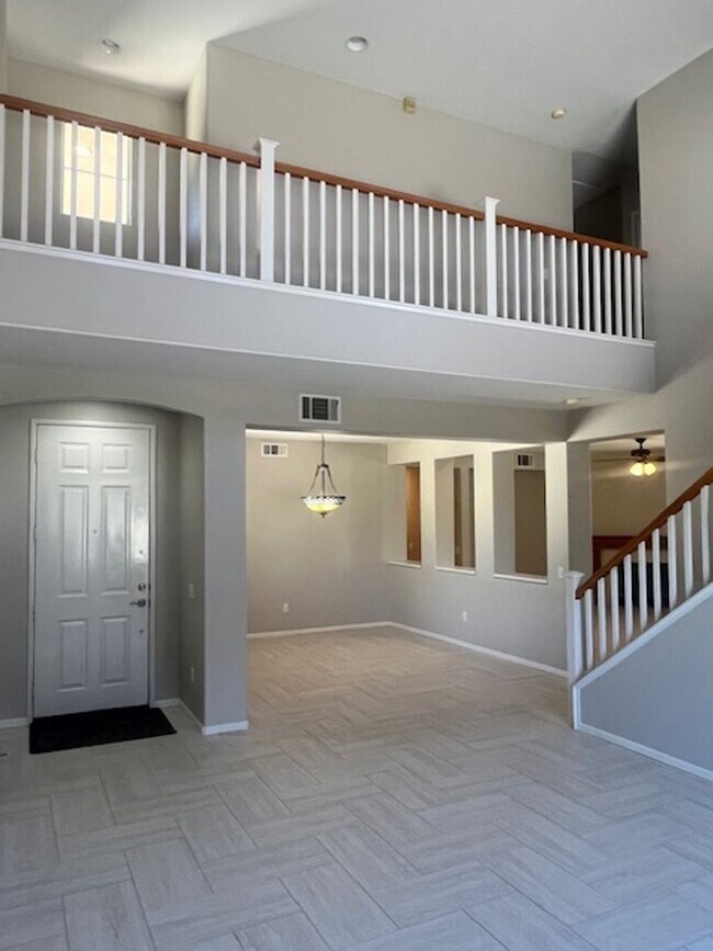 Building Photo - Beautifully Updated 5-Bedroom Home with City Views in Prime Corona Location