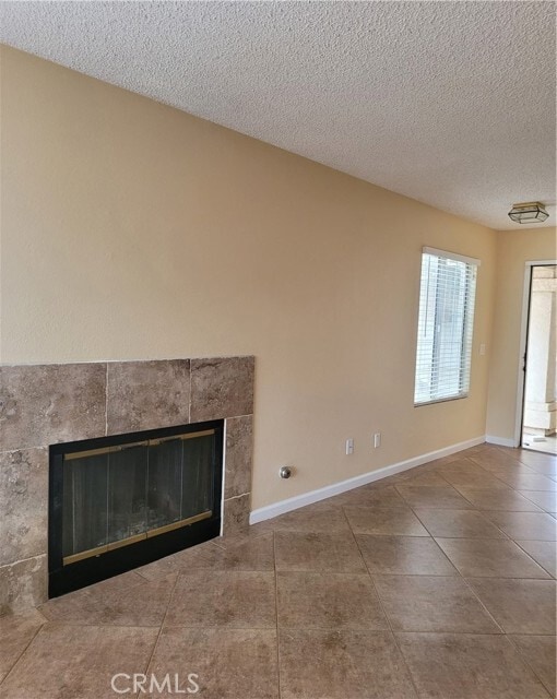 Building Photo - 6682 Austin Ct