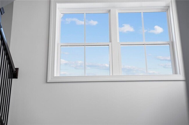 Building Photo - 1042 Winding Br Dr