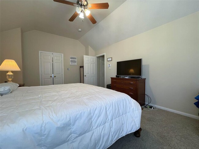 Building Photo - 3418 Shadowfern Dr