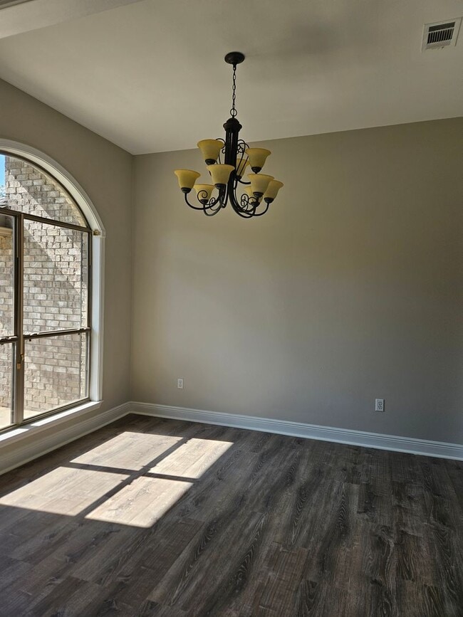 Building Photo - Biloxi 4 bedroom