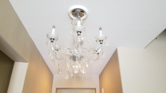 Building Photo - 2248 E Ottawa Ln