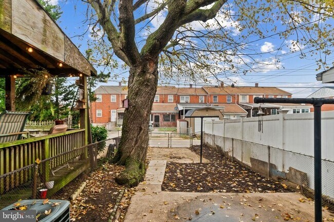 Building Photo - 3 Bedroom Dundalk