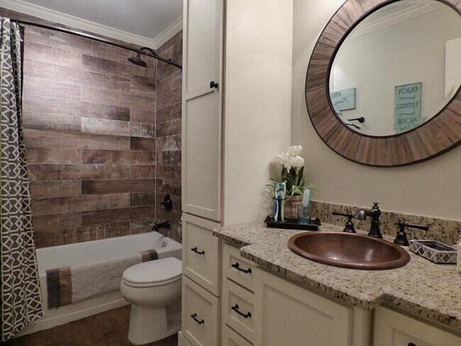 Building Photo - 20726 Redbud Trail