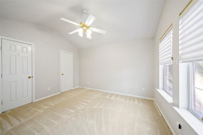 Building Photo - 2351 Summit Way Ct