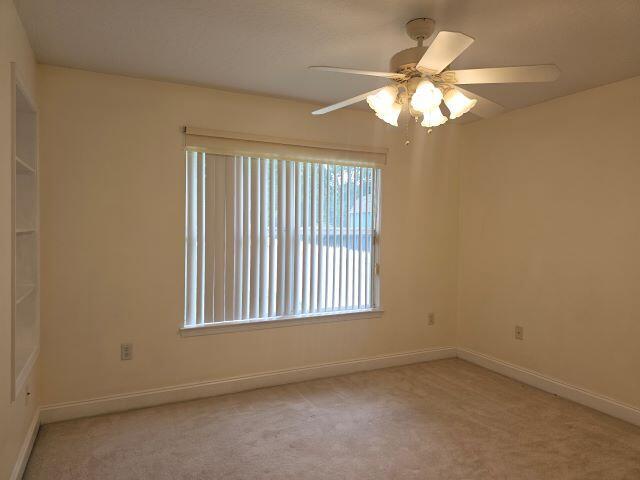 Building Photo - 4695 Lovegrass Ln