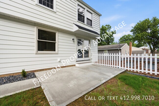 Building Photo - 139 W Fair Meadows Dr