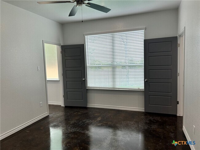 Building Photo - 315 A Riptide Dr