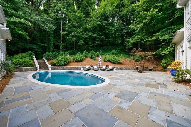 Building Photo - 25 Asheworth Ct NW