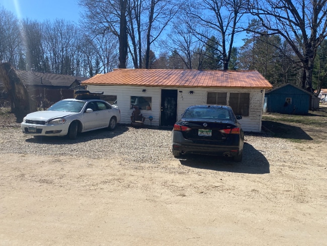 Primary Photo - 107 Hunter Dr