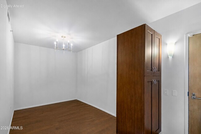 Building Photo - 7151 E Rancho Vista Dr