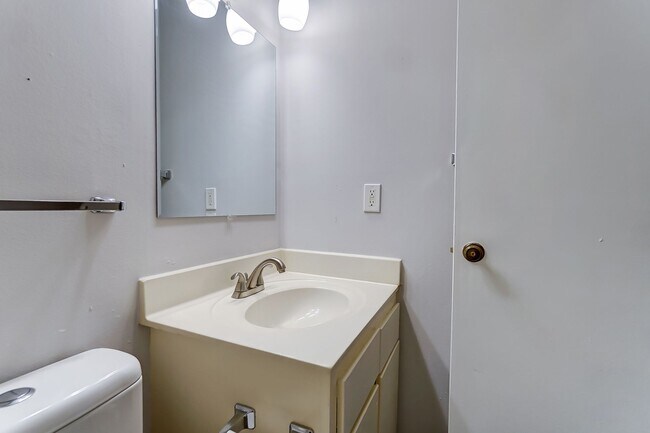 Floorplan - Candlelite Apartments