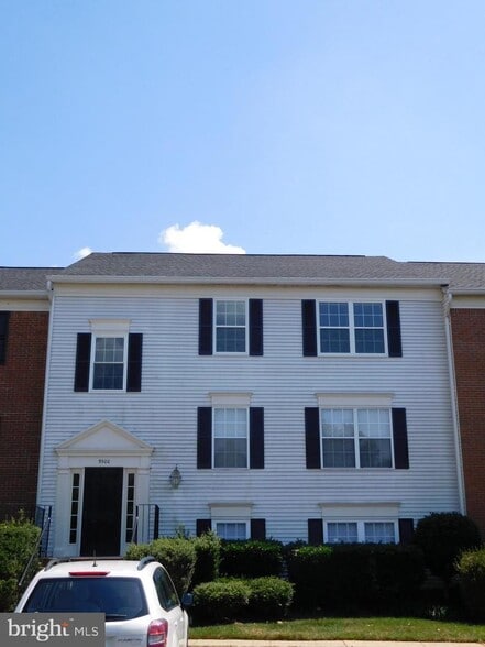Primary Photo - 9300 Caspian Way