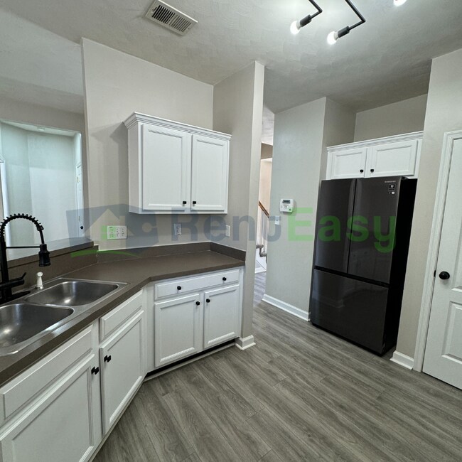 Building Photo - 5208 Pirata Pl