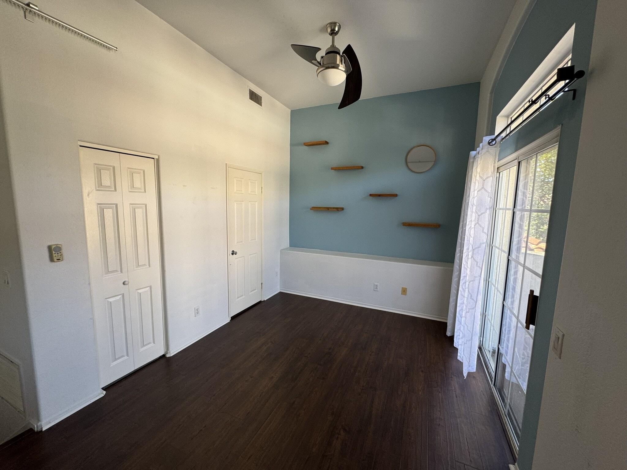 Building Photo - 12646 Springbrook Dr