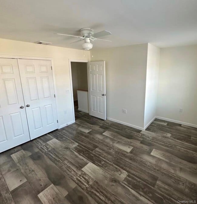 Building Photo - 26 Grand St