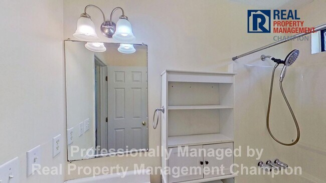 Building Photo - All Brick Ranch with Attached Garage on Large Lot