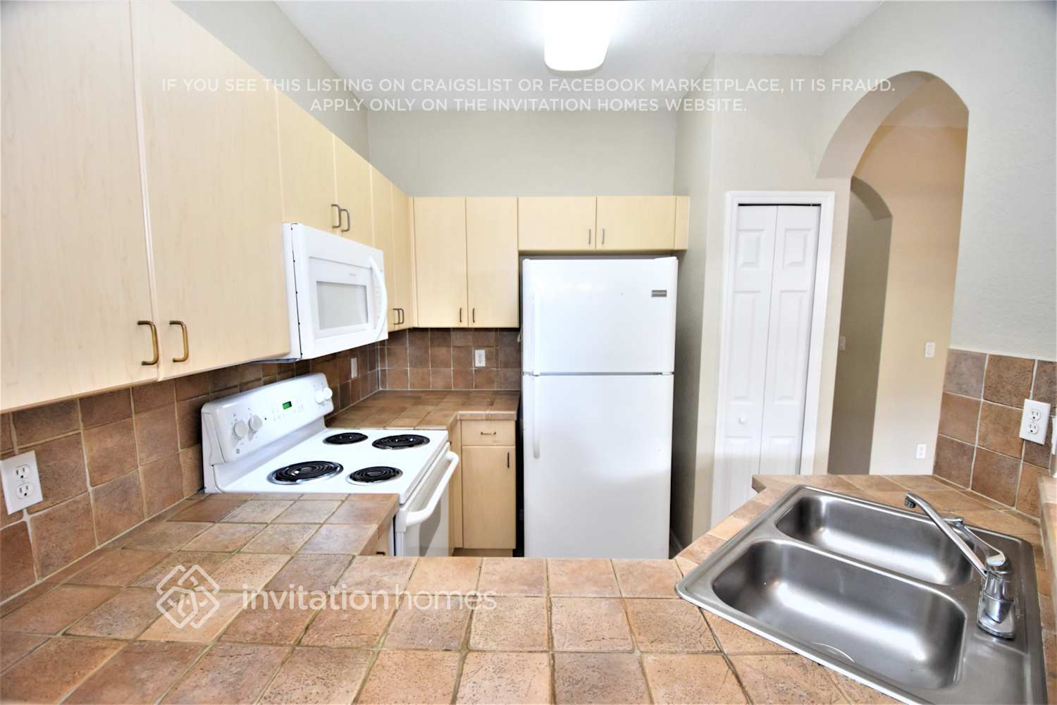 Building Photo - 12446 SW 125th Terrace