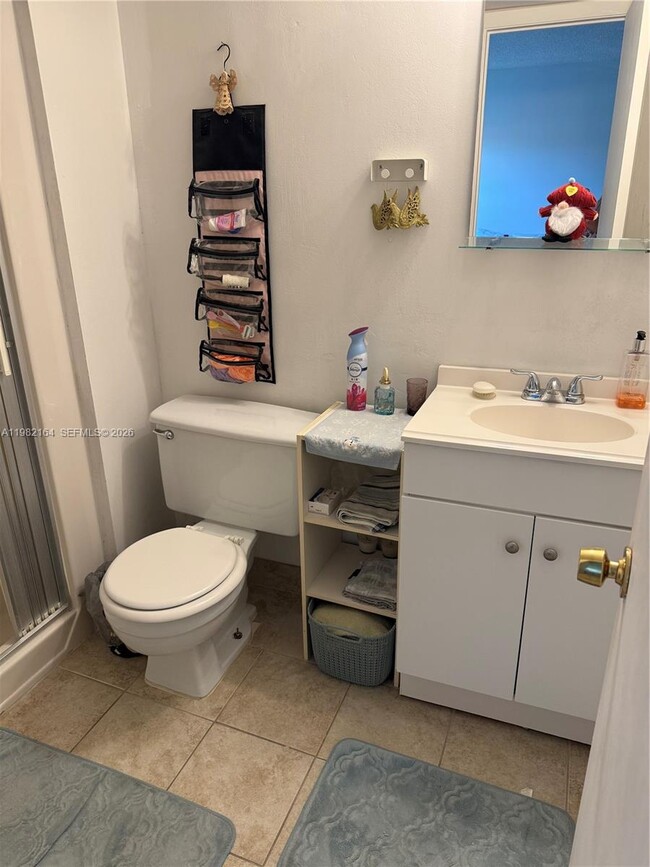 Building Photo - 169 Lake Carol Dr