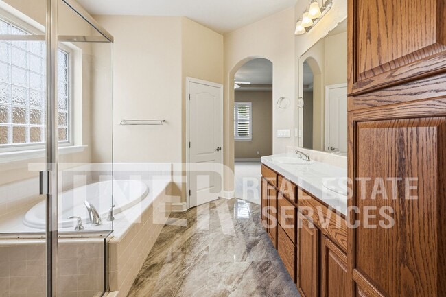 Building Photo - 3550 Coyote Rd