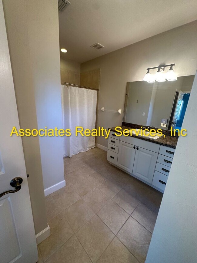Building Photo - Live in Haile Market Square!  Now Available – 2nd Floor 3BR/2BA unit