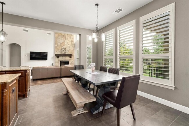 Building Photo - 15509 Boulder Heights