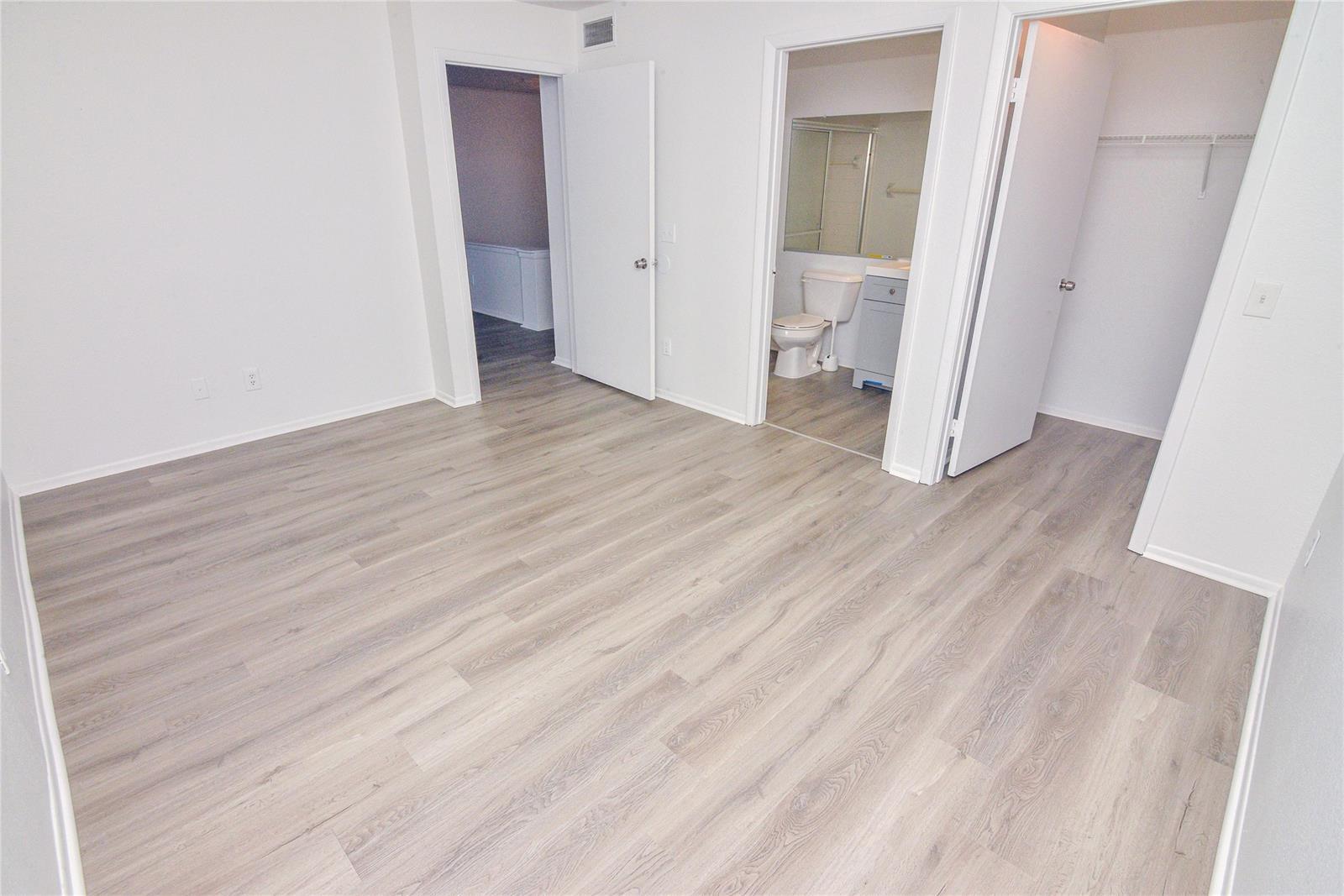 Building Photo - 1705 Palm Cove Blvd