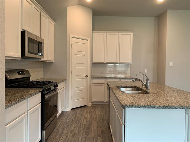 Building Photo - 6011 Priory Dr
