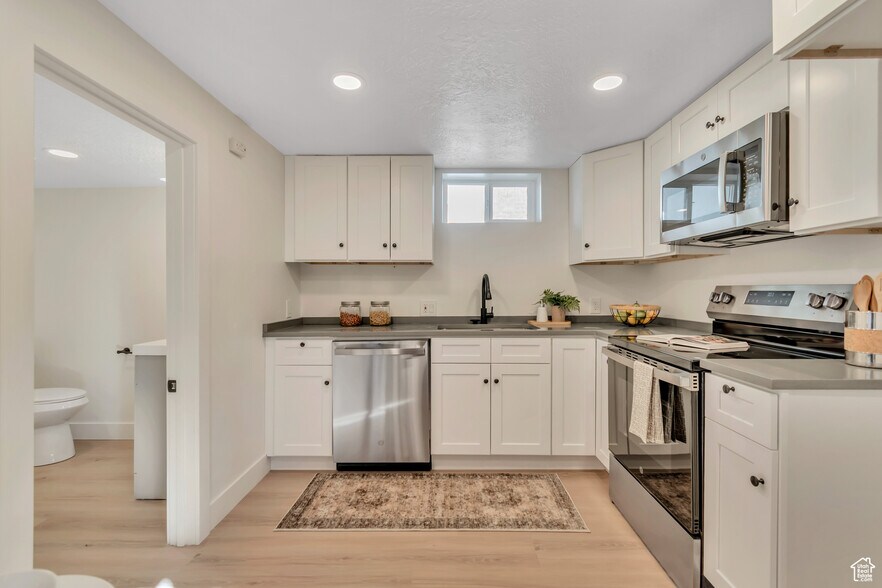 Building Photo - 394 N 100 E