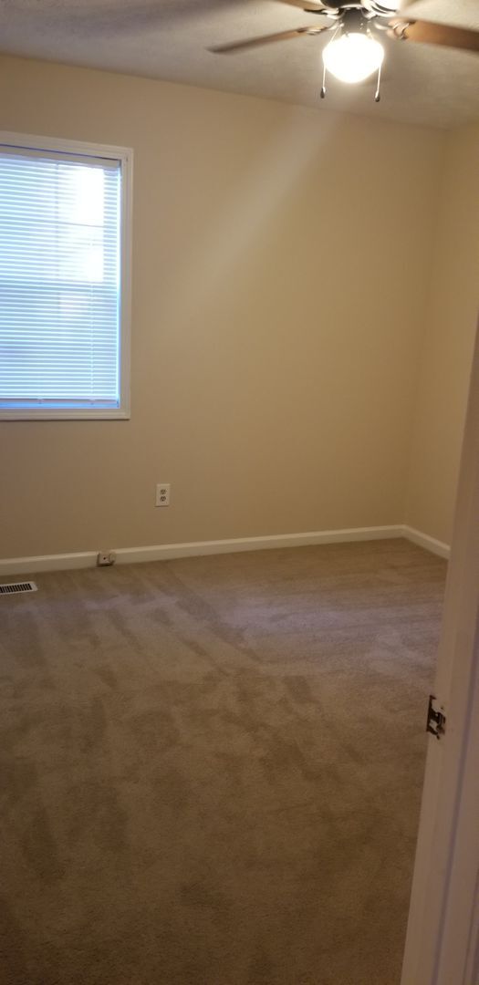 Building Photo - 3526 Hopkins Ct