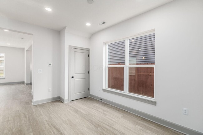Building Photo - 55 Brehl Ave