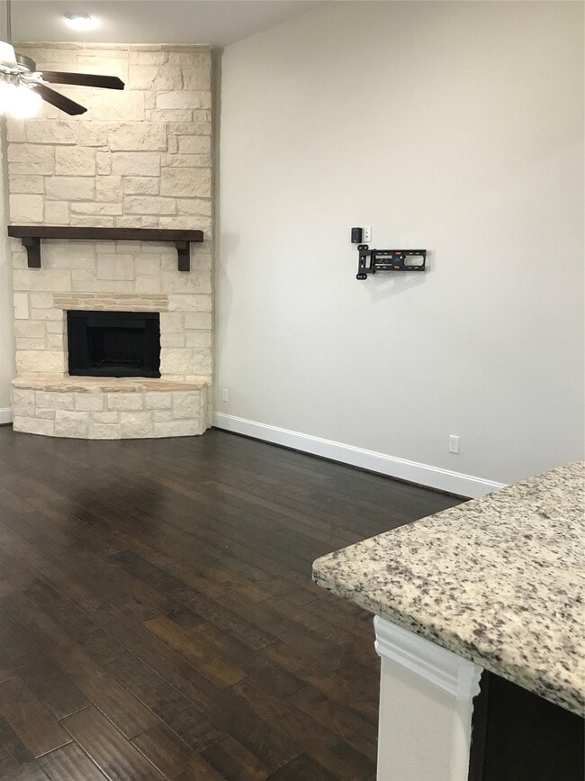 Building Photo - 2226 Falcon Brook Dr