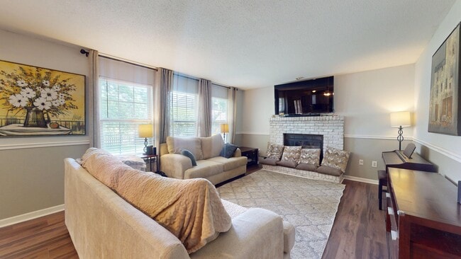 Building Photo - 2716 Stone Valley Dr